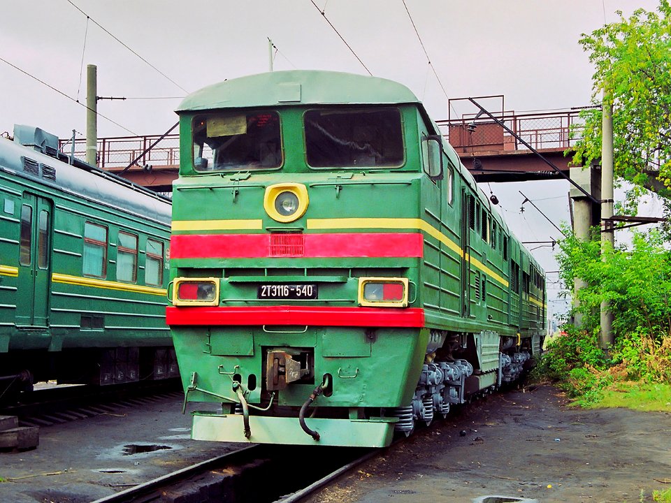 2ТЭ116-540,_Russia,_Tyumen_region,_Tyumen_depot_(Trainpix_144634)