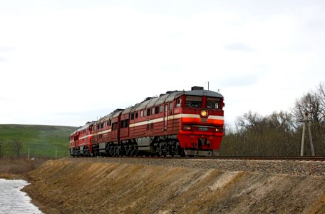 2ТЭ116-586,_Россия,_Краснодарский_край,_перегон_Красная_Стрела_-_Юровский_(Trainpix_192115)