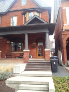 25_Howland_Ave.,_Toronto