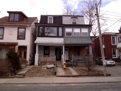 256_and_258_Howland_Aveune_Toronto