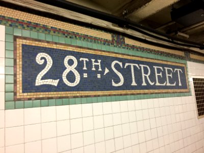 28th_Street_Broadway_Line_name_tablet_2018_01 photo