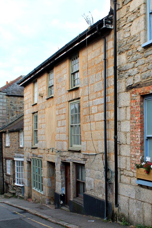 26_And_28,_St_Thomas_Street