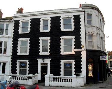 26_Marlborough_Place,_Brighton_(February_2010)