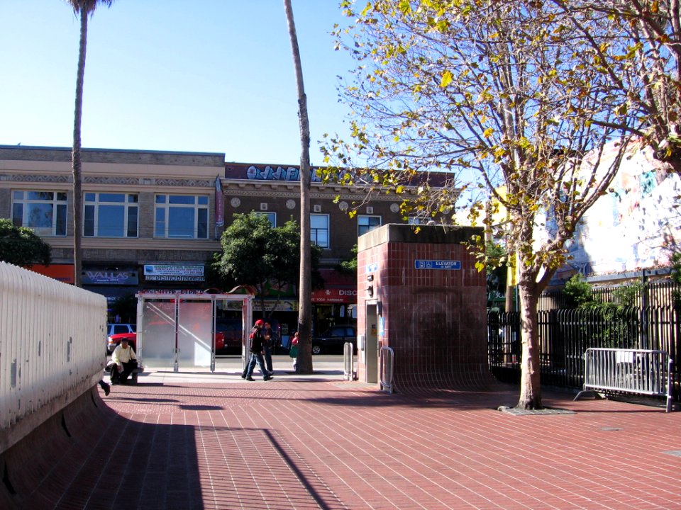 24th_Street_Mission_Station_2980_17