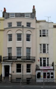 30_and_31_Old_Steine,_Brighton_(NHLE_Codes_1380662_and_1380663)_(May_2010)