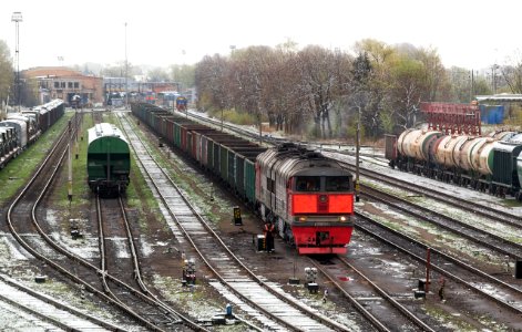 2ТЭ116-523,_Russia,_Pskov_region,_Velikiye_Luki_station_(Trainpix_196776)