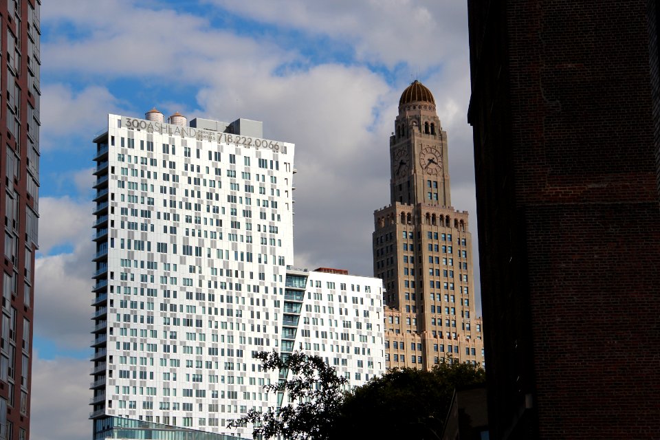 300_Ashland_and_Williamsburgh_Savings_Bank_Tower,_Sept_2017