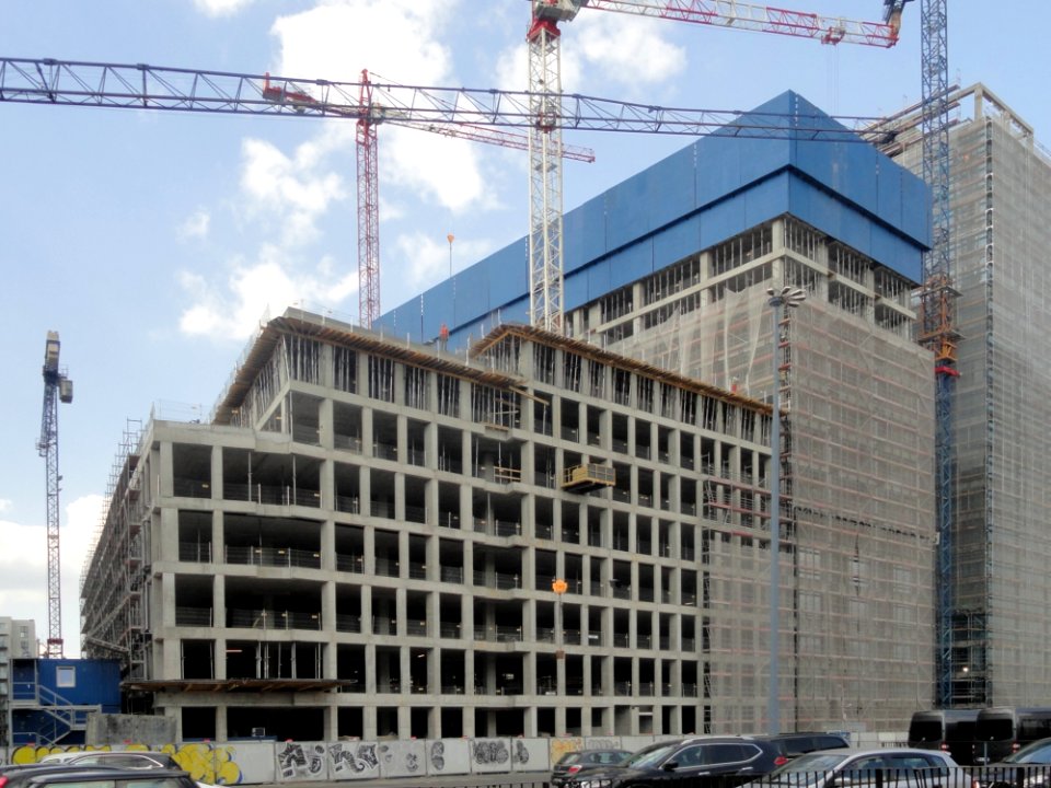 30-04-2019_plac_budowy_Varso,_1