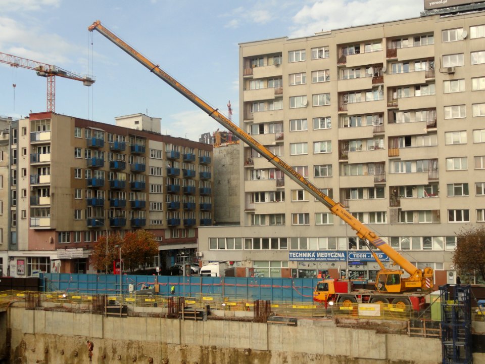 30-10-2018_plac_budowy_Varso,_11