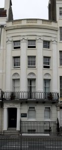 26_Old_Steine,_Brighton_(NHLE_Code_1380658)_(May_2010)