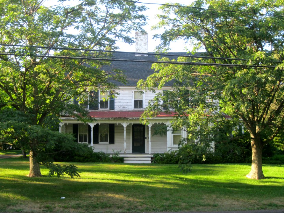 272_West_Hill_Road,_Newington_Junction_West_HD