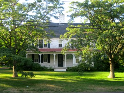 272_West_Hill_Road,_Newington_Junction_West_HD