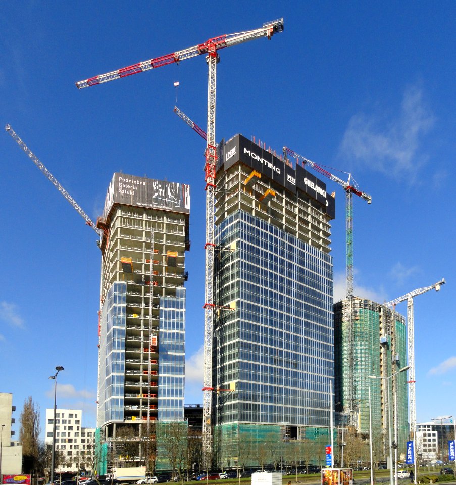 27-03-2019_budowa_The_Warsaw_Hub,_3