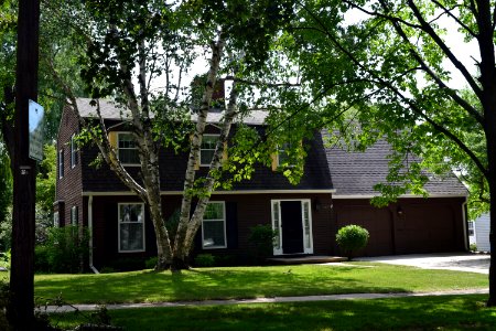 325_Miramar_Drive,_Allouez,_WI