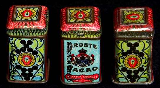 3_verschillende_Droste_cacao_sample_blikjes,_foto6