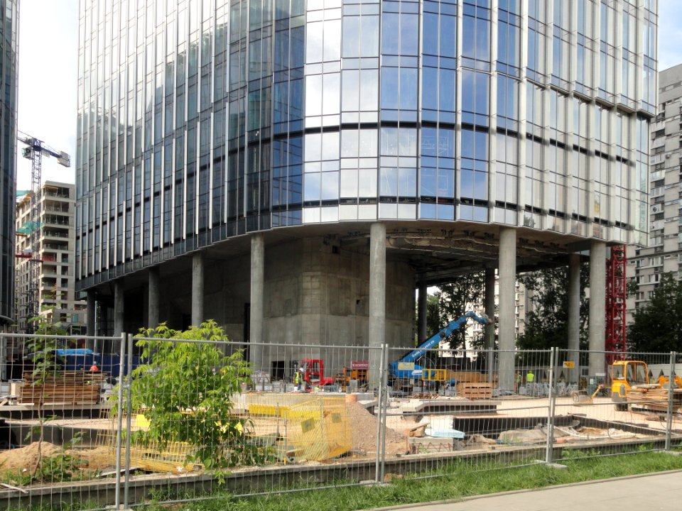 30-05-2019_Mennica_Legacy_Tower,_2