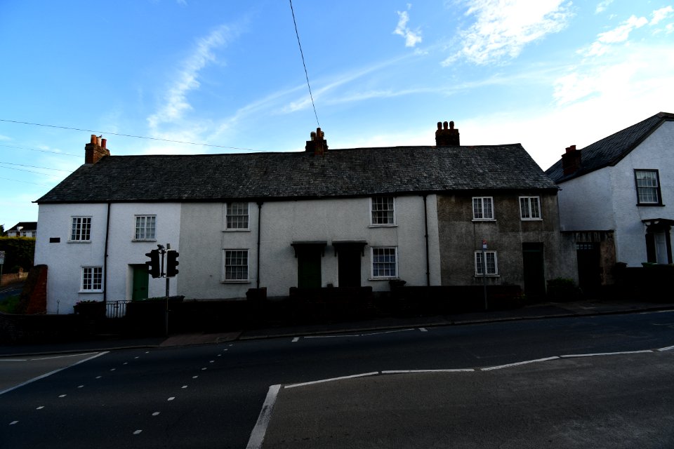 32-38,_East_Wonford_Hill