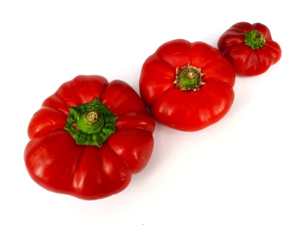 3_x_Flat_red_bell_pepper_2017_D