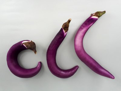 3_x_Curved_Orient_Charm_eggplant_2017