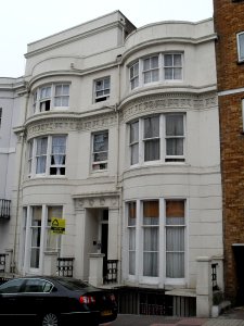 3_Norfolk_Road,_Brighton_(NHLE_Code_1380593)_(July_2010)