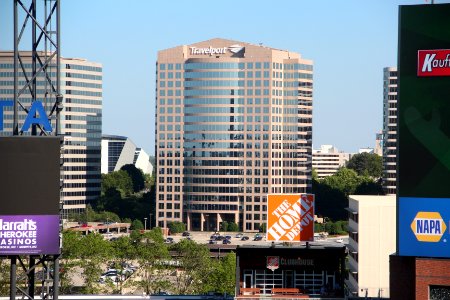 300_Galleria_Pkwy_viewed_from_SunTrust_Park,_May_2017