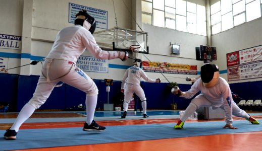 2nd_Leonidas_Pirgos_Fencing_Tournament._The_fencer_George_Panagiotakopoulos_performs_a_Passata_Sotto
