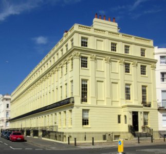 33–42_Brunswick_Terrace,_Hove_(NHLE_Code_1204856)_(April_2016)