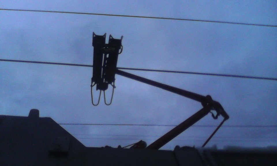 2ES6-233_pantograph