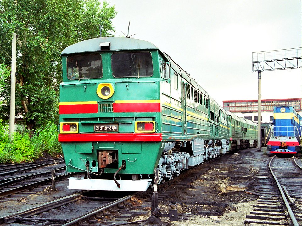 2ТЭ116-346,_Russia,_Tyumen_region,_Tyumen_depot_(Trainpix_155829)