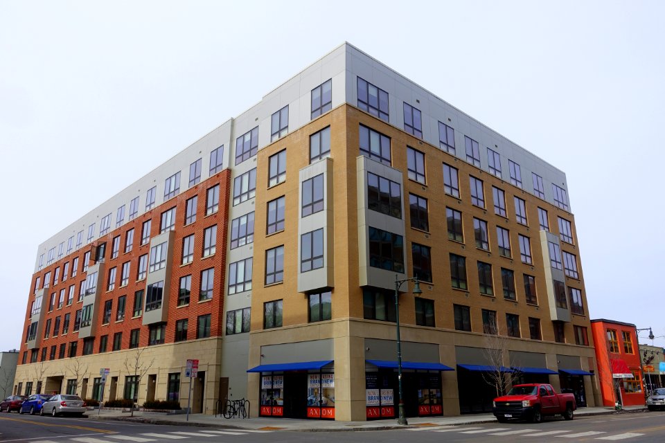 33_Rogers_Street_-_Cambridge,_MA_-_DSC05685