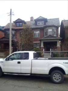 33_Howland_Ave