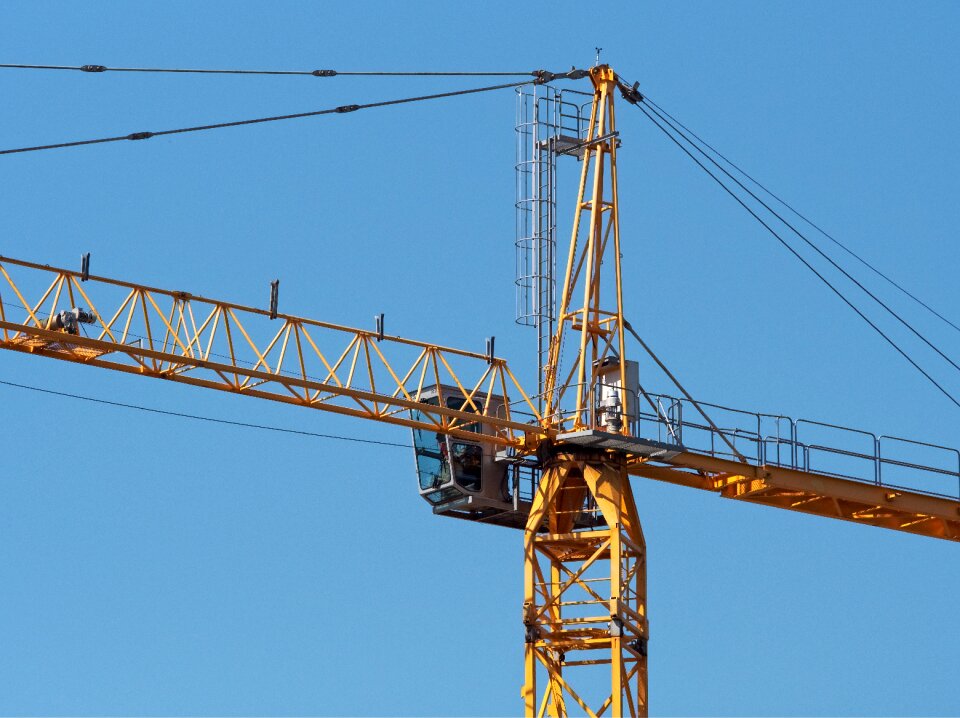 High construction mast