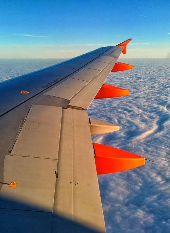 Airport ali cloud photo