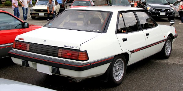 2nd_generation_Mitsubishi_Galant_Σ_Turbo_rear