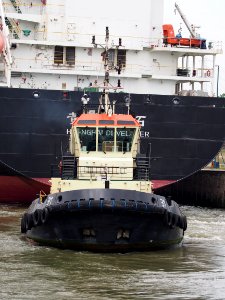 31_tugboat_-_IMO_9684031_-_ENI_06105142,_Zandvliet_sluis,_Port_of_Antwerp,_pic6