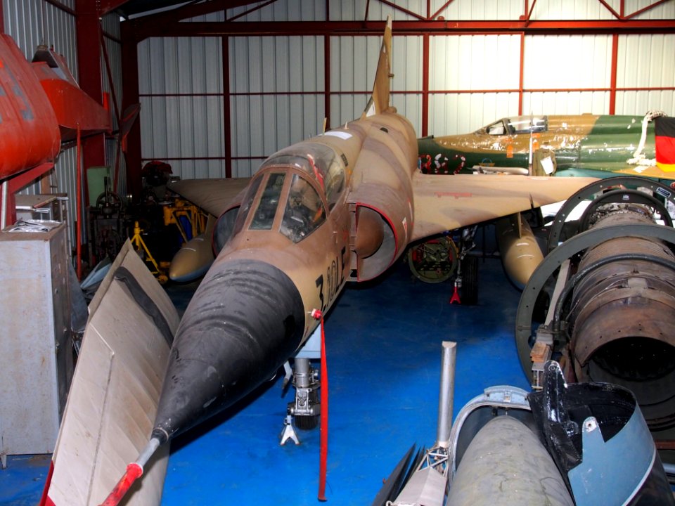 3-10LE_Mirage_3C,_Musée_de_l'Epopée_de_l'Industrie_et_de_l'Aéronautique,_pic_4
