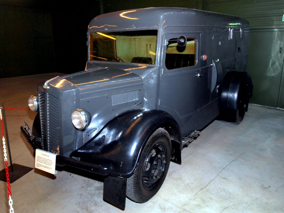 2nd_WW_Escape_vehicle