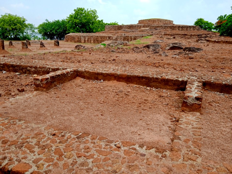 2nd_century_Buddhist_site,_Kodavali_Andhra_Pradesh_-_40