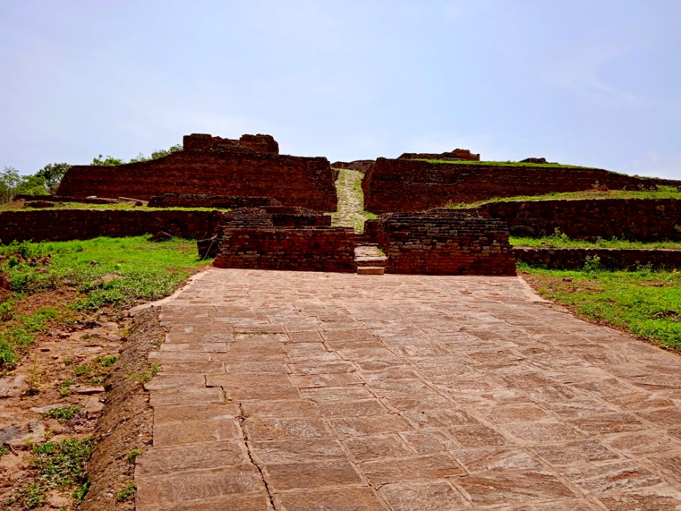 2nd_century_BCE_to_8th_century_CE_Salihundam_Buddhist_site,_Andhra_Pradesh_-_7