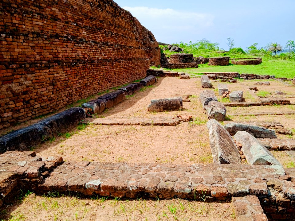 2nd_century_BCE_to_8th_century_CE_Salihundam_Buddhist_site,_Andhra_Pradesh_-_96