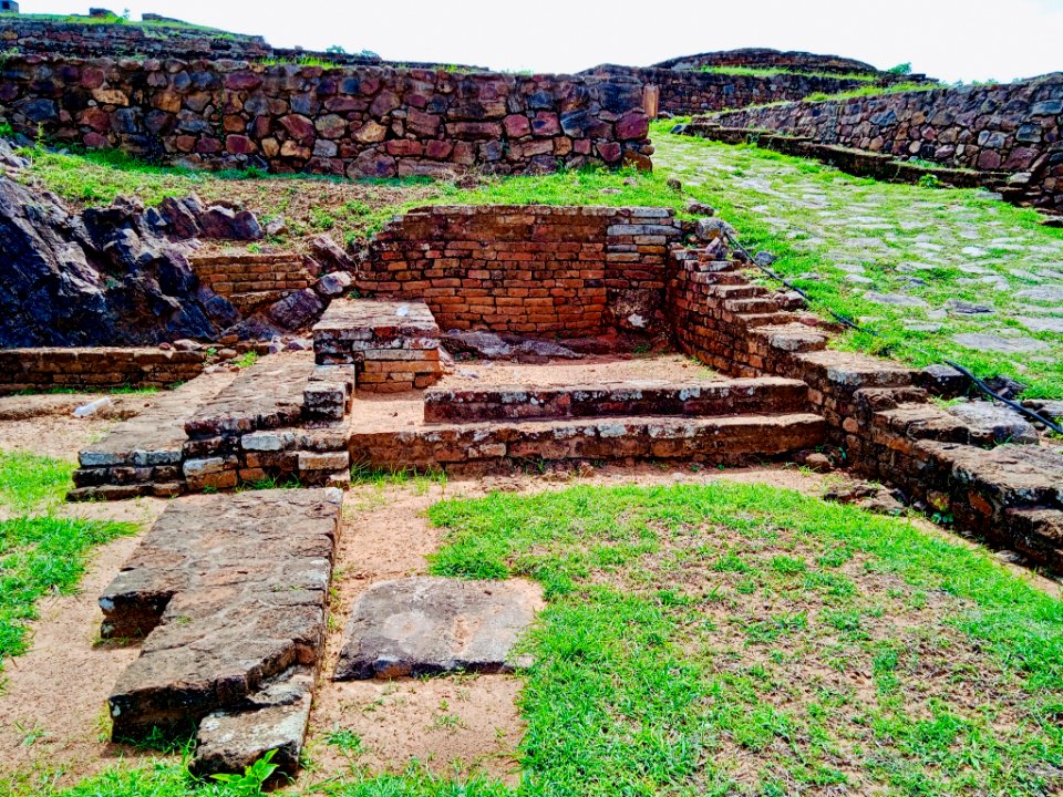 2nd_century_BCE_to_8th_century_CE_Salihundam_Buddhist_site,_Andhra_Pradesh_-_33