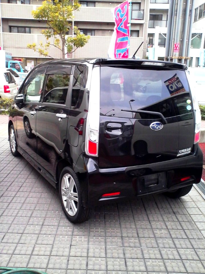 2nd_generation_Subaru_Stella_custom_rear