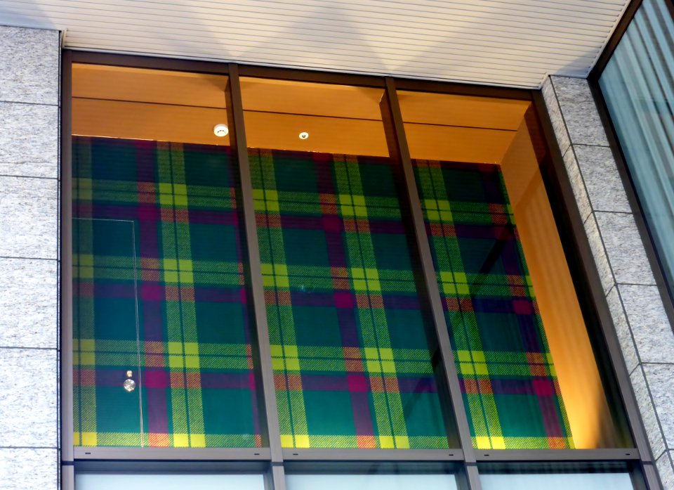 2nd_generation_Isentan_Tartan