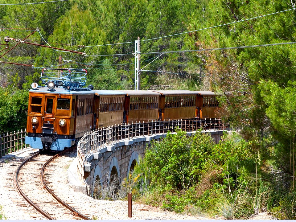 3,_Spain,_Balearic_Islands,_Majorca,_Soller_-_Mirador_del_Pujol_d'en_Banya_stretch_(Trainpix_171906)