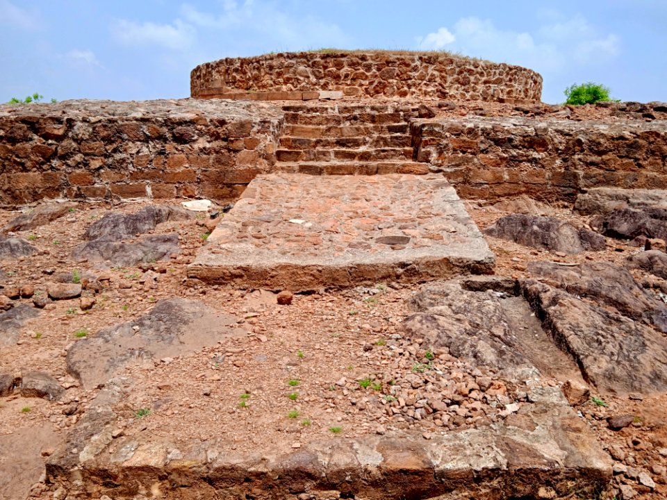 2nd_century_Buddhist_site,_Kodavali_Andhra_Pradesh_-_35
