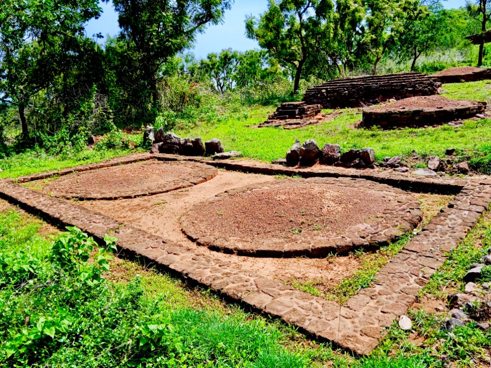 2nd_century_BCE_to_8th_century_CE_Salihundam_Buddhist_site,_Andhra_Pradesh_-_2