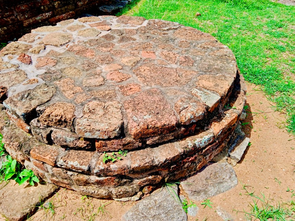 2nd_century_BCE_to_8th_century_CE_Salihundam_Buddhist_site,_Andhra_Pradesh_-_37