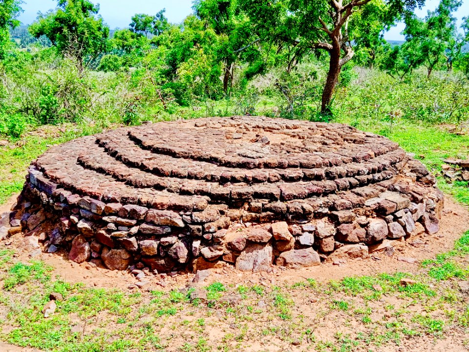 2nd_century_BCE_to_8th_century_CE_Salihundam_Buddhist_site,_Andhra_Pradesh_-_5