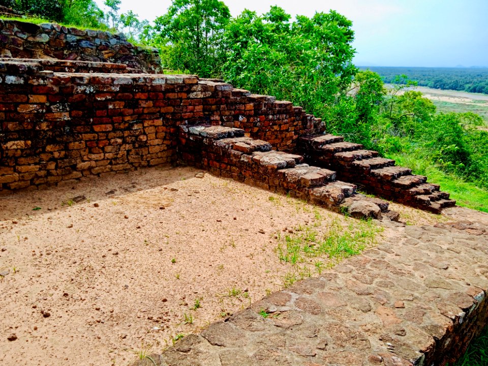 2nd_century_BCE_to_8th_century_CE_Salihundam_Buddhist_site,_Andhra_Pradesh_-_28