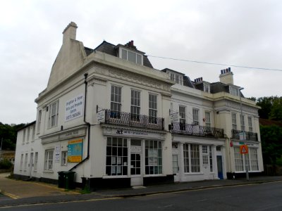 7,_9_and_11_South_Road,_Preston_Village,_Brighton_(NHLE_Code_1380946)_(September_2011)_(2)